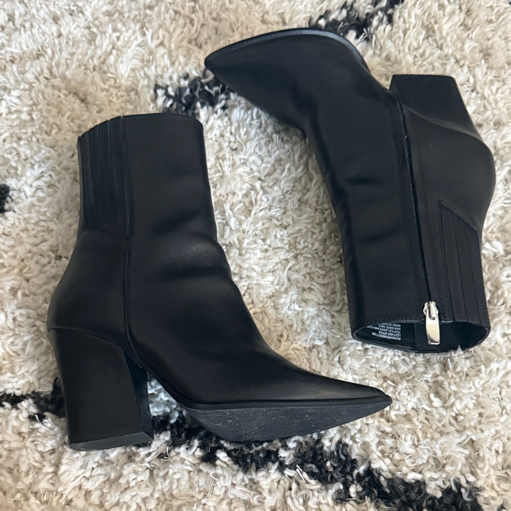 Steve Madden Elegant Black Leather Ankle Boots 7.5 - Picture 6 of 8